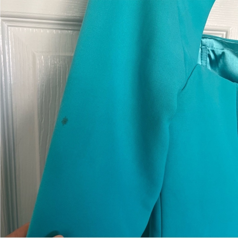 NWOT Teal Jovani Mini Dress with Feather Cuffs Size 8 - Picture 4 of 6